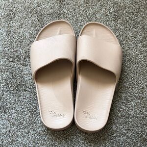 Beige Archie’s Womens Comfort Slides